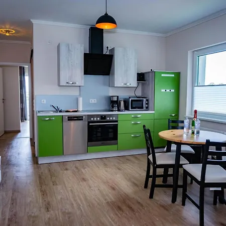 Appartement Haus Strandglueck - Urlaub Mit Blick Auf Den Duemmer Lembruch