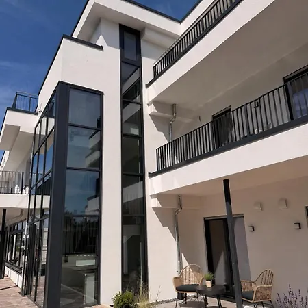 Haus Strandglueck - Urlaub Mit Blick Auf Den Duemmer Appartement Lembruch