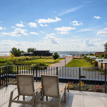 Haus Strandglueck - Urlaub Mit Blick Auf Den Duemmer Appartement Lembruch