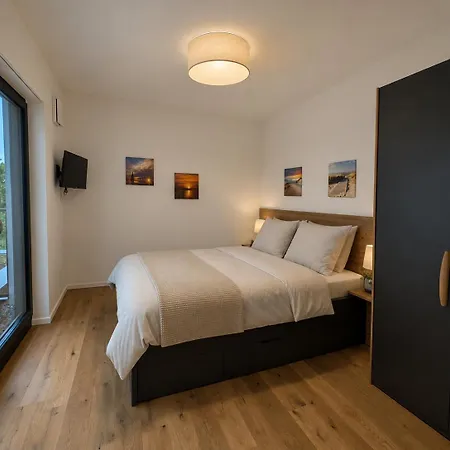 Haus Strandglueck - Urlaub Mit Blick Auf Den Duemmer Appartement Lembruch